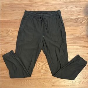 Athleta Olive Jogger Pants xs